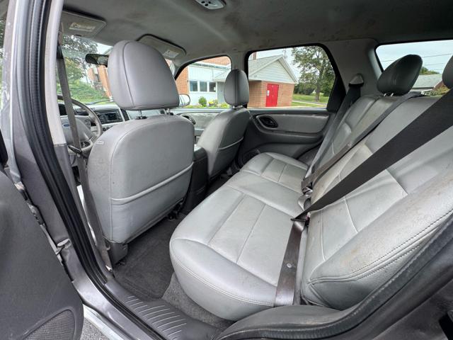 2005 Ford Escape Hybrid