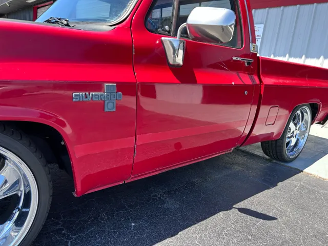 1985 Chevrolet C10 - Photo 9