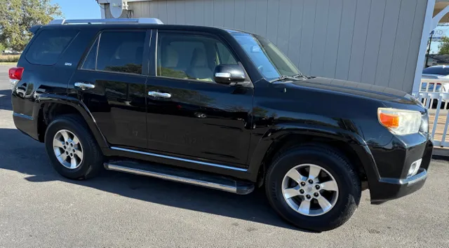 2013 Toyota 4Runner SR5's photo