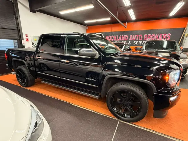 2018 GMC Sierra 1500 Denali Denali's photo