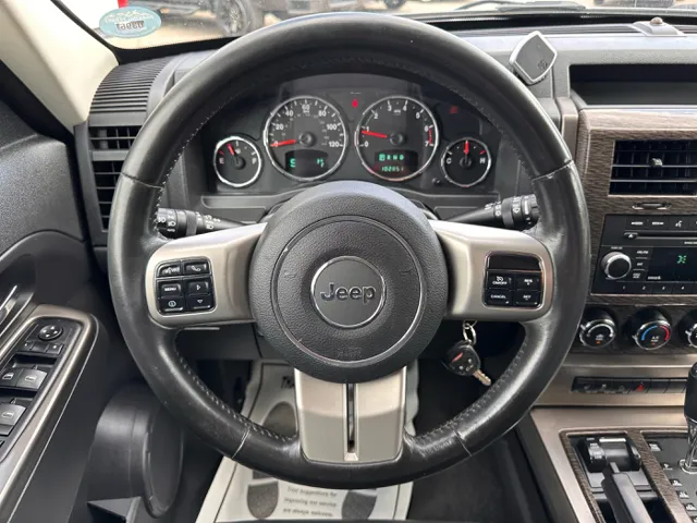 2011 Jeep Liberty Limited - Photo 43