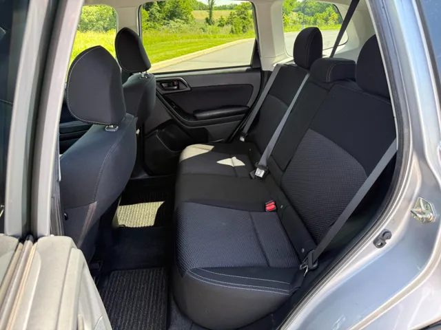 2017 Subaru Forester Premium - Photo 15