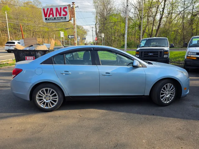 2011 Chevrolet Cruze ECO - Photo 9