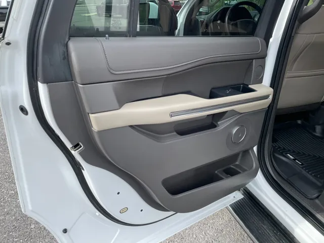 2018 Ford Expedition MAX XLT photo 22