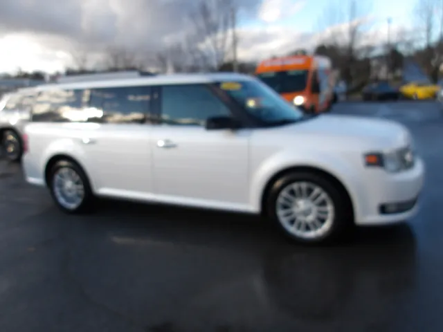 2015 Ford Flex SEL's photo