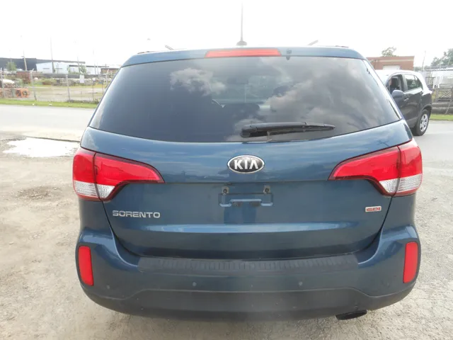 2014 Kia Sorento LX - Photo 2