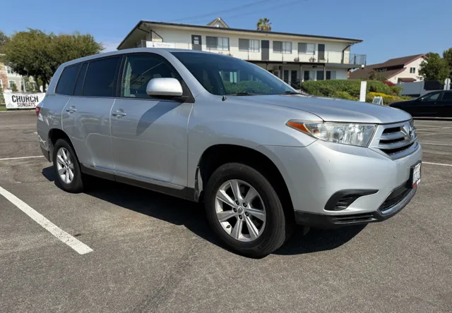 2011 Toyota Highlander Base - Photo 11