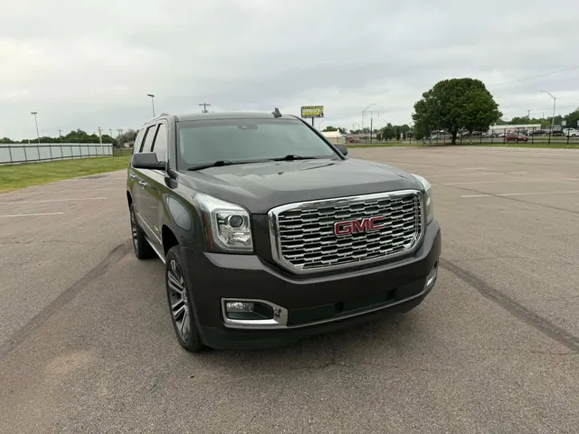 2018 GMC Yukon 4WD Denali's photo