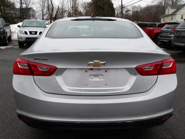 2017 Chevrolet Malibu 1LS - Photo 6