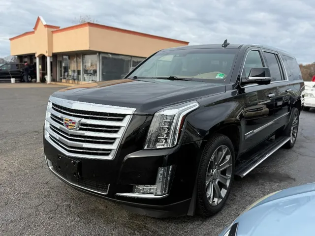2017 Cadillac Escalade ESV Platinum