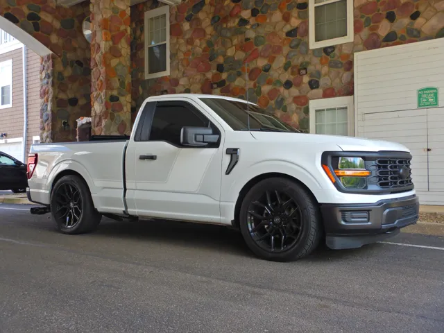 2025 Ford F-150 XL - Photo 15