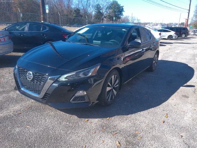 2021 Nissan Altima SV