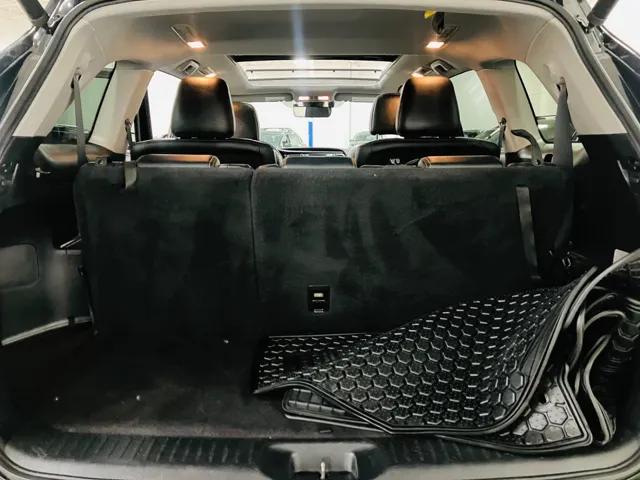2018 Toyota Highlander Limited photo 18