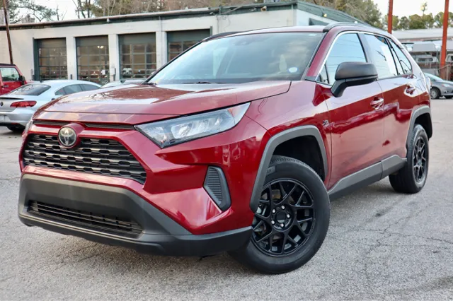 2020 Toyota RAV4 LE