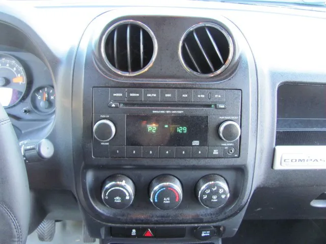 2015 Jeep Compass Sport - Photo 15