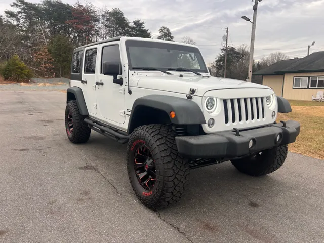 2015 Jeep Wrangler Unlimited Sport's photo