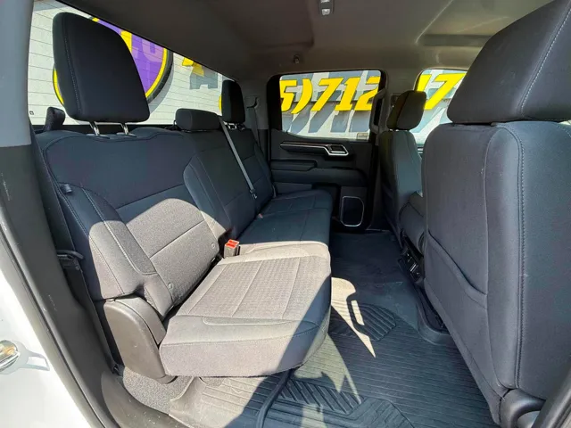 2022 Chevrolet Silverado 1500 LT - Photo 19