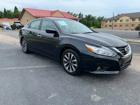 2017 Nissan Altima 2.5 SV's photo
