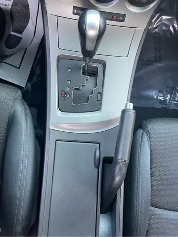 2010 Mazda MAZDA3 s Sport - Photo 23