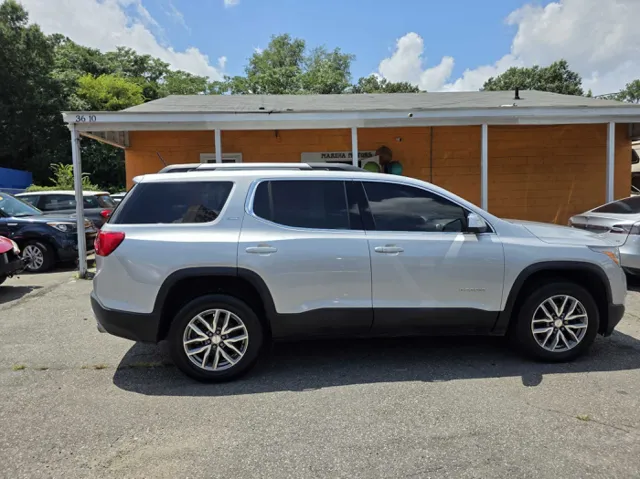 2018 Gmc Acadia SLE photo 2