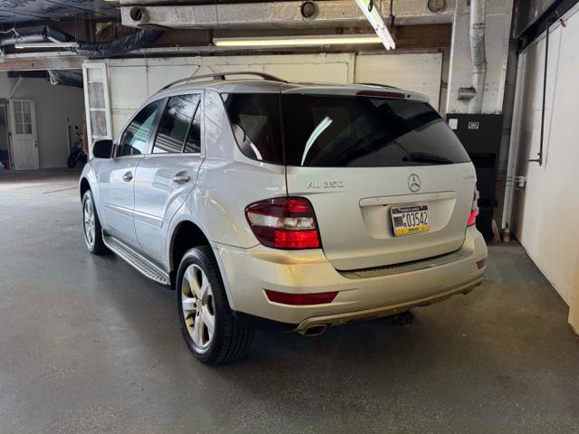 2010 Mercedes-Benz M-Class