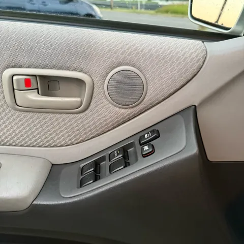 2005 Toyota Highlander Base - Photo 16