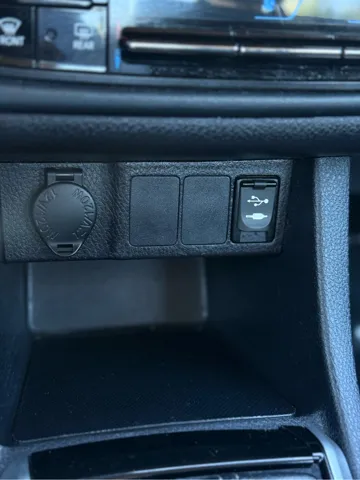 2018 Toyota Corolla LE - Photo 16