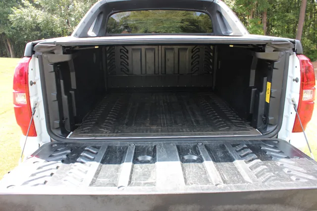 2010 Chevrolet Avalanche LTZ - Photo 15