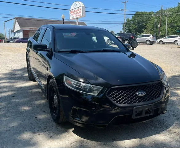 2016 Ford Taurus's photo