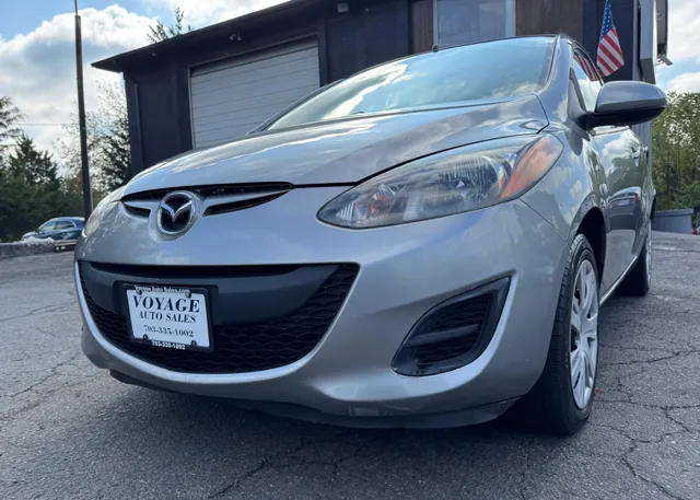 2012 Mazda Mazda2 Sport 5-Door Auto's photo