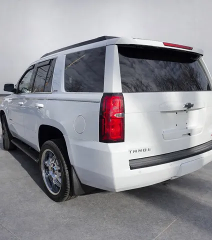 2017 Chevrolet Tahoe LT - Photo 6
