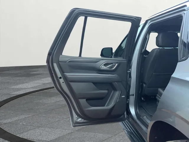 2022 Chevrolet Tahoe RST - Photo 14