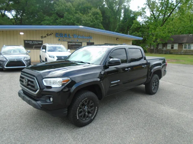 2022 Toyota Tacoma SR5 Double Cab 4WD V6 Auto Short Bed's photo