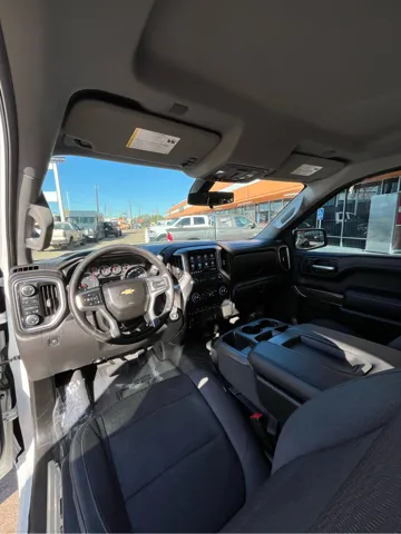 2019 Chevrolet Silverado 1500 LT - Photo 13