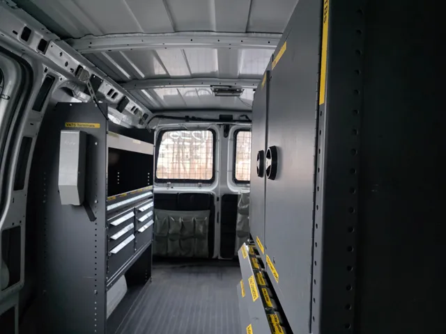 2012 Chevrolet Express Cargo Work Van - Photo 27