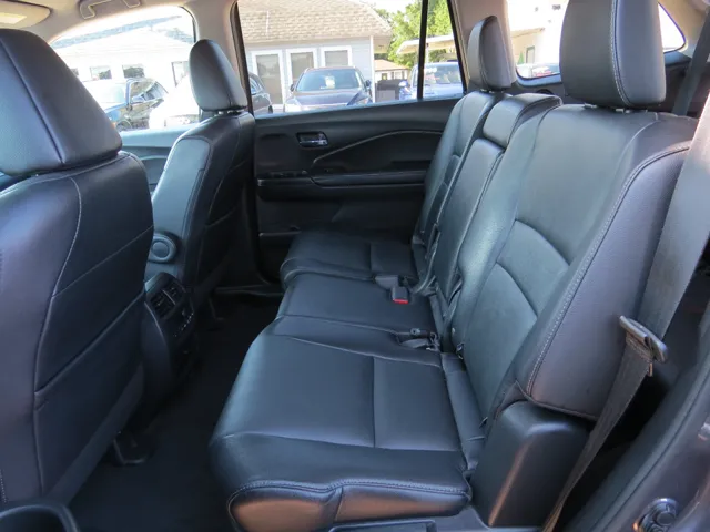 2018 Honda Pilot EX-L photo 9