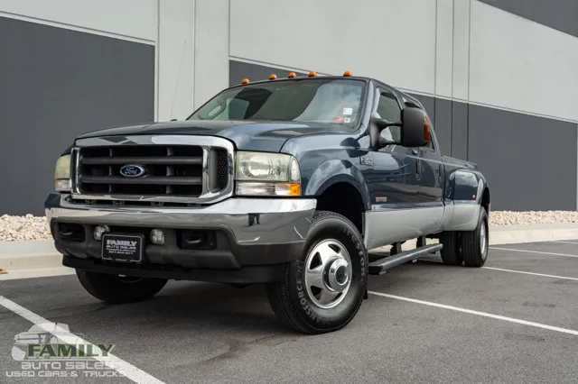2004 Ford F-350 Super Duty Lariat's photo