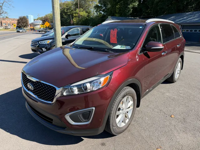 2016 Kia Sorento LX's photo