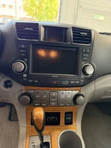 2008 Toyota Highlander Limited Hybrid - Photo 13