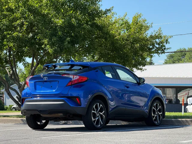 2021 Toyota C-HR XLE - Photo 34
