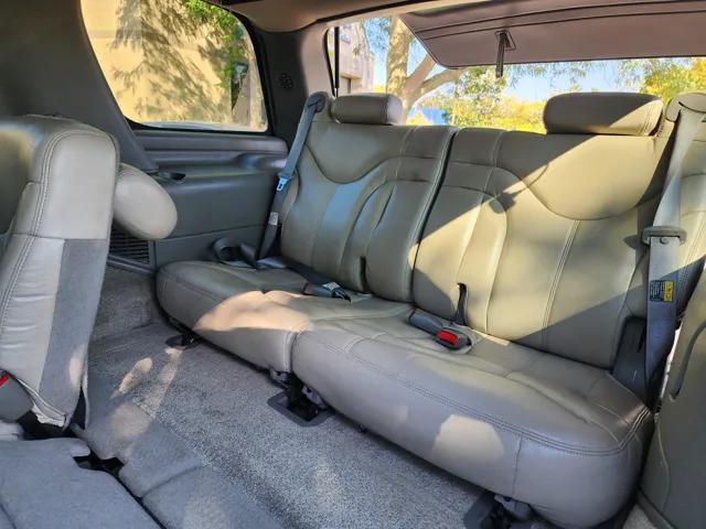 2001 Gmc Yukon SLE photo 18