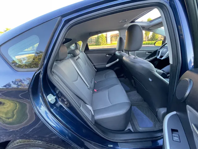 2014 Toyota Prius Four - Photo 27