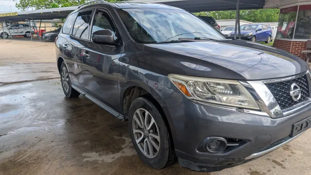 2013 Nissan Pathfinder SV