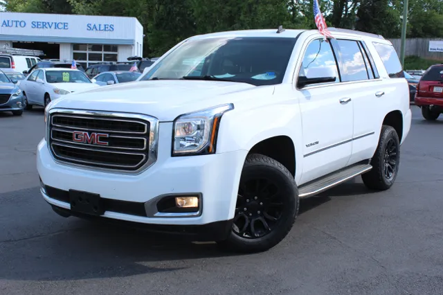 2015 GMC Yukon 4WD SLE's photo