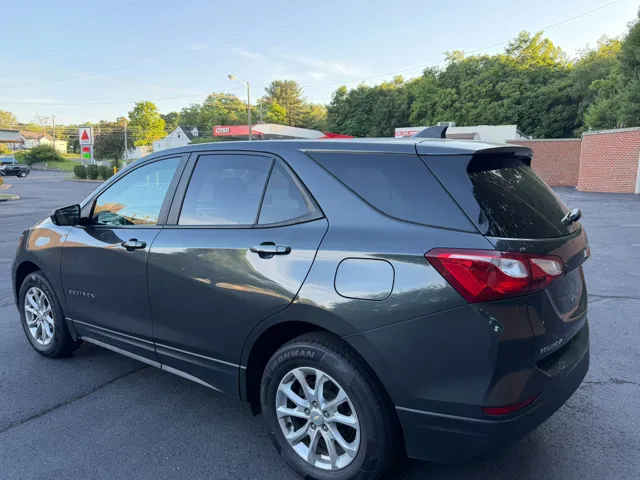 2021 Chevrolet Equinox LS - Photo 6