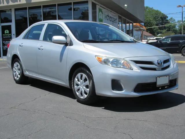 2013 Toyota Corolla's photo