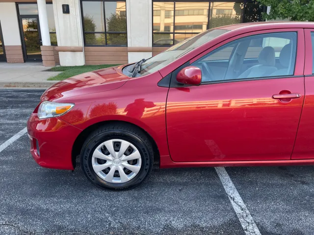 2013 Toyota Corolla L - Photo 26