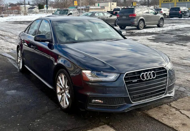 2016 Audi A4 Premium Plus's photo