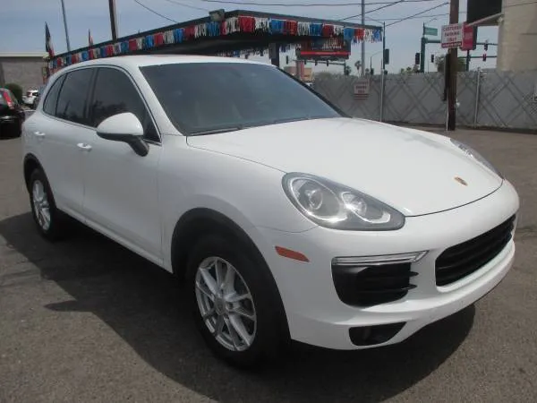 2016 Porsche Cayenne Base