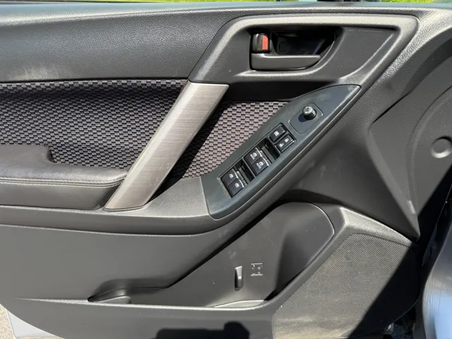 2017 Subaru Forester Premium - Photo 12